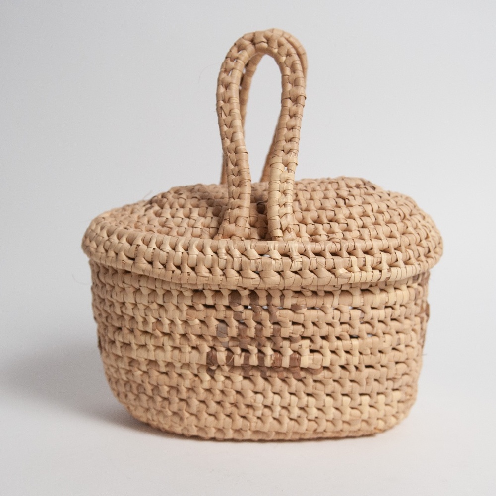 Handmade Woven Sweetgrass Basket with Lid & Handles